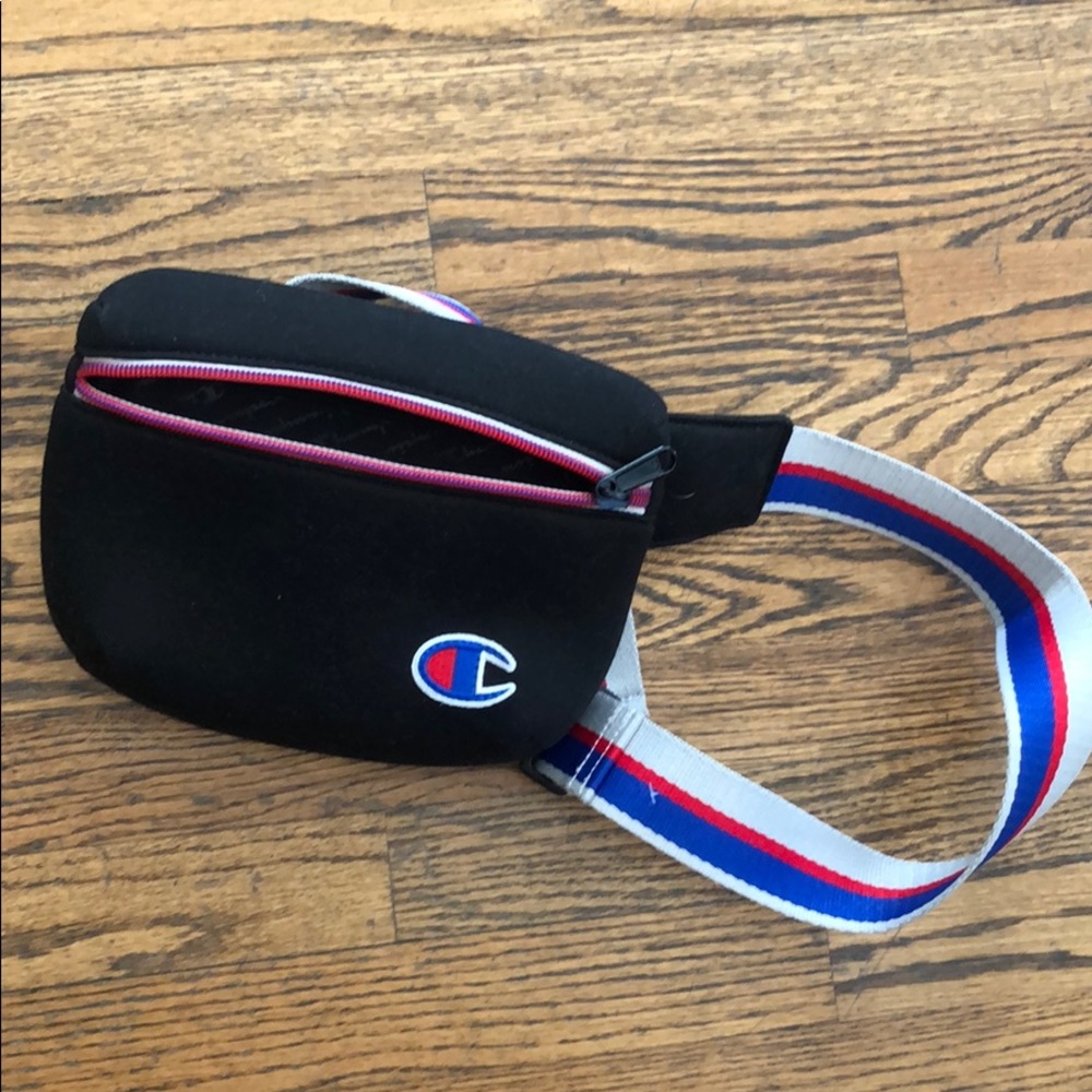 Champion fanny pack / hip pack / belt bag